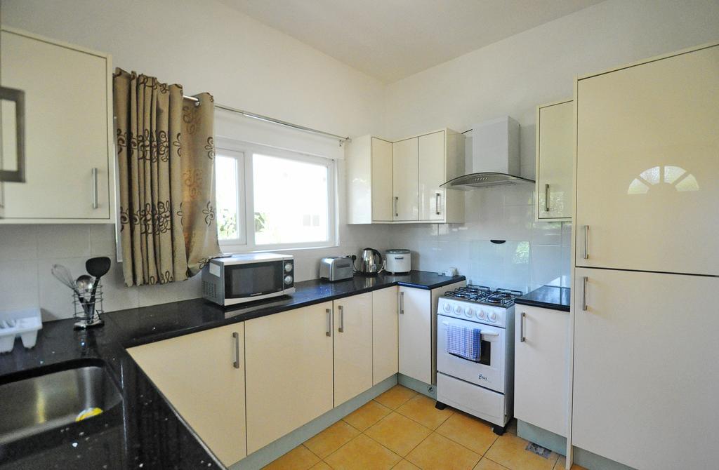 Gt Self Catering Apartments Beau Vallon  Extérieur photo