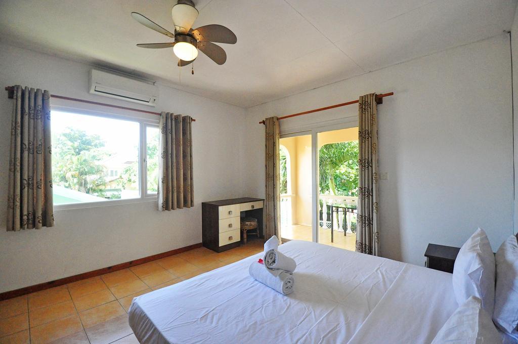 Gt Self Catering Apartments Beau Vallon  Extérieur photo